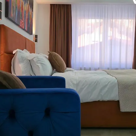 California Apartment Ni